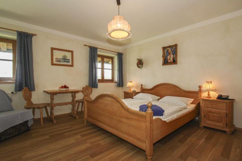 Ferienwohnungen Reiter Kirchanschoring Quarto foto